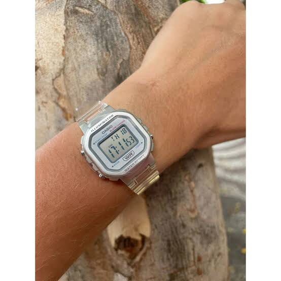 Casio Orologio Digitale al Quarzo Uomo con Cinturino in Resina LWS