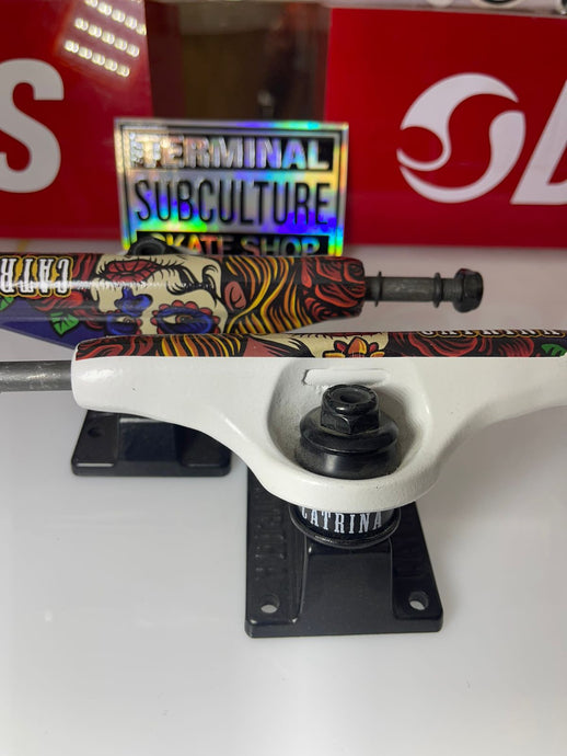TRUCKS CATRINA PARA SKATE