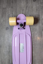 Load image into Gallery viewer, Mini Crusier Fish Skateboards