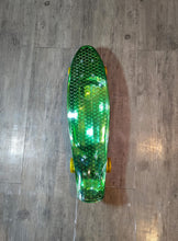 Cargar imagen en el visor de la galería, Patineta Blazer Tipo PENNY