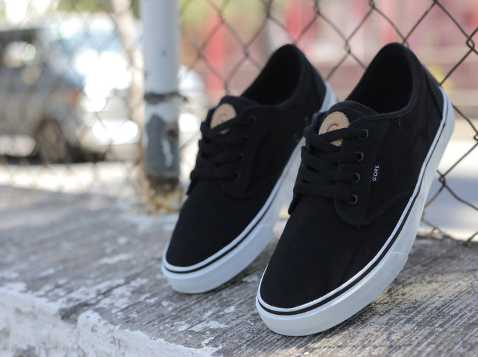 Tenis Core Bajos
