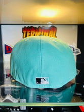 Cargar imagen en el visor de la galería, Gorra Pittsburgh Pirates