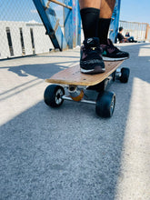 Cargar imagen en el visor de la galería, TABLA ELECTRICA MADERA