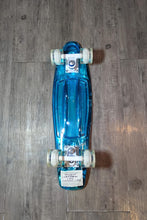 Cargar imagen en el visor de la galería, Patineta Blazer Tipo Penny