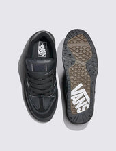 Cargar imagen en el visor de la galería, Vans Upland Black