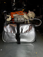 Cargar imagen en el visor de la galería, BOLSO VANS PLATA