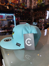 Cargar imagen en el visor de la galería, GORRA CORE AZUL LOGO NEGRO