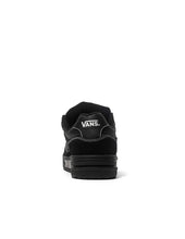 Cargar imagen en el visor de la galería, Vans Upland Black
