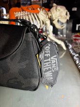 Cargar imagen en el visor de la galería, BOLSO VANS