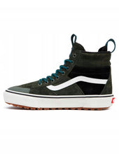 Cargar imagen en el visor de la galería, VANS SK8 Hi Mte-2 GREEN