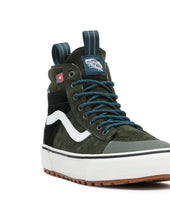 Cargar imagen en el visor de la galería, VANS SK8 Hi Mte-2 GREEN