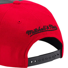 Cargar imagen en el visor de la galería, MITCHELL &amp; NESS DAY ONE BULLS