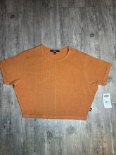 Cargar imagen en el visor de la galería, PLAYERA VANS WEVERLY FITTED