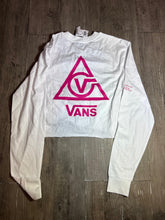 Cargar imagen en el visor de la galería, PLAYERA VANS 66 SUPPLY TRIL
