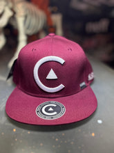 Load image into Gallery viewer, GORRA CORE VINO CON BLANCO