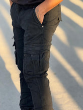 Cargar imagen en el visor de la galería, PANTALON BULBO JUGGER