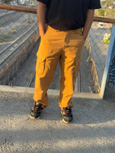 Cargar imagen en el visor de la galería, PANTALON BULBO CARGO