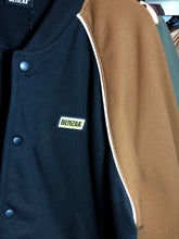 Cargar imagen en el visor de la galería, VARSITY BENZA