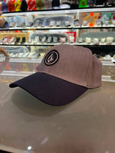 Cargar imagen en el visor de la galería, GORRA VOLCOM V QUARTHER STRERCH FT