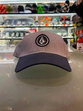 Cargar imagen en el visor de la galería, GORRA VOLCOM V QUARTHER STRERCH FT