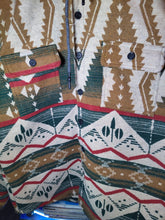 Cargar imagen en el visor de la galería, CHAMARRA TIPO WESTERN ROOSEVELT CON GORRO