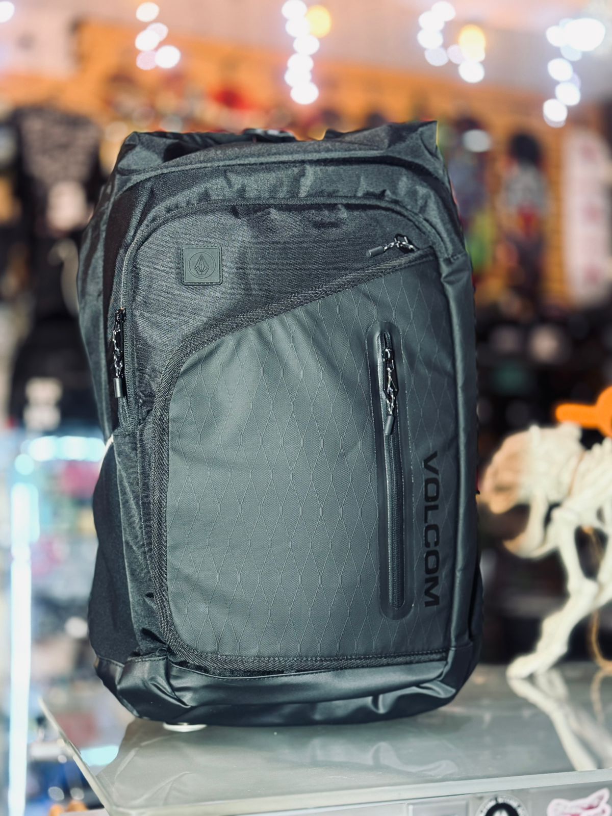 FORECAST DRY BACKPACK BLK – Terminal Subculture