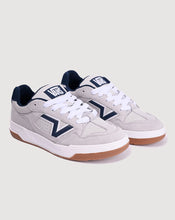 Load image into Gallery viewer, Vans Upland Grey-Navy