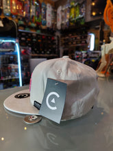 Cargar imagen en el visor de la galería, GORRA CORE LOGO ROSA
