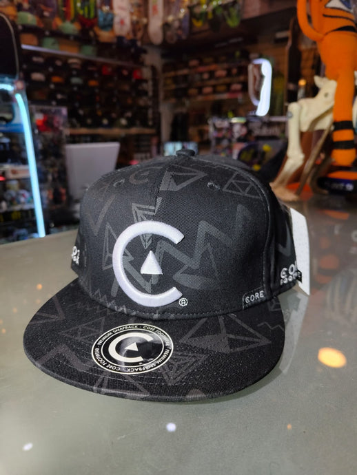 GORRA CORE TEXTURIZADA LOGO BLANCO