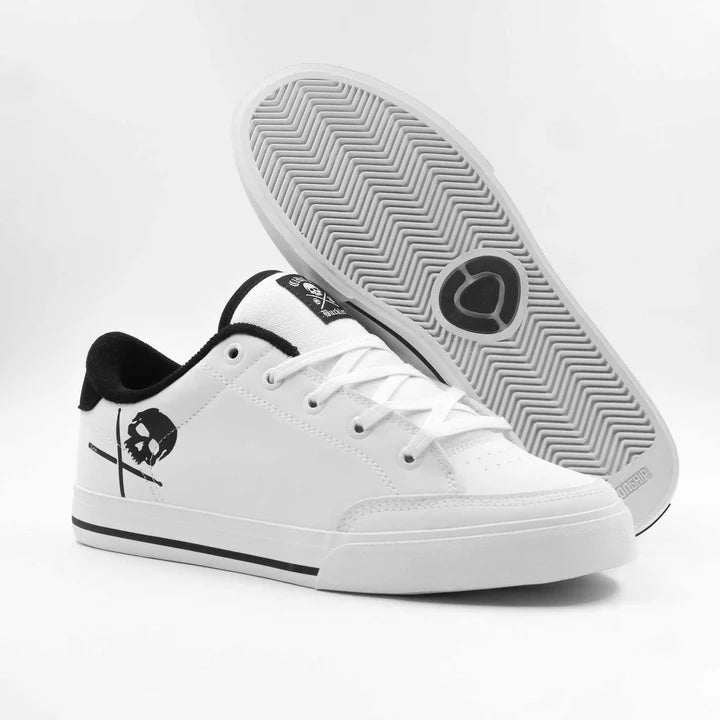 CIRCA BUCKLER SK WHITE/BLACK – Terminal Subculture